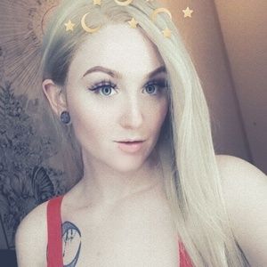 Meet your Posher, Mackenzie